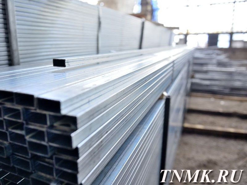 Труба профильная оцинкованная 200х100х9 мм ст. 20 купить в Чите